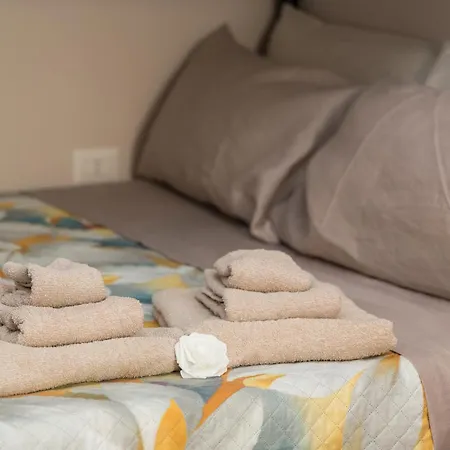 Gustalu دورغالي